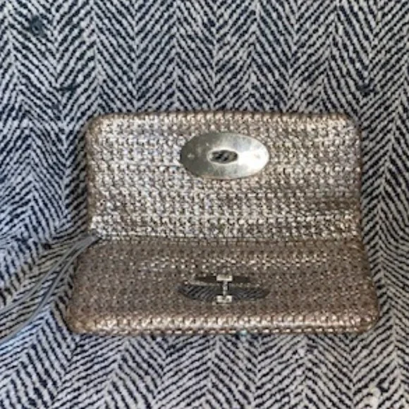 Metallic Wristlet Nine West - Picture 2 of 3